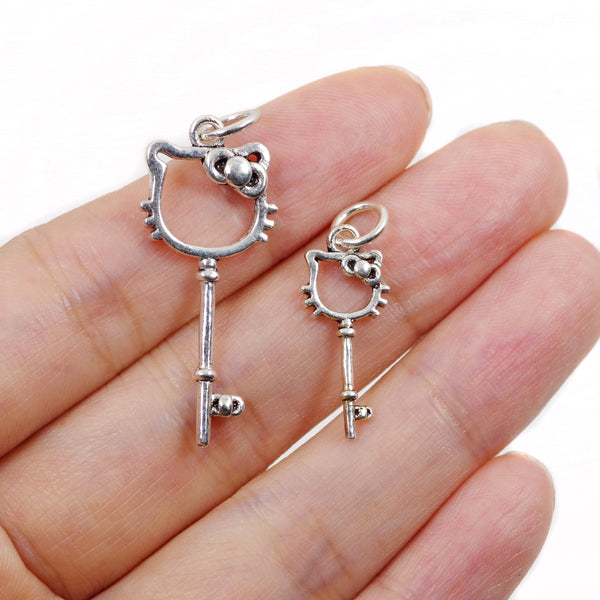 Vintage 925 Sterling Silver Hello Kitty Key Charm with Close Jump Ring
