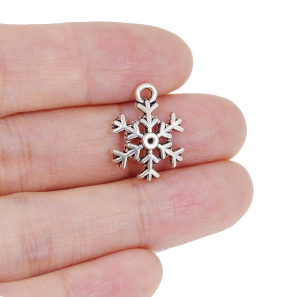 10 Pcs Vintage Snowflake Charm Antique Alloy Jewelry Pendant