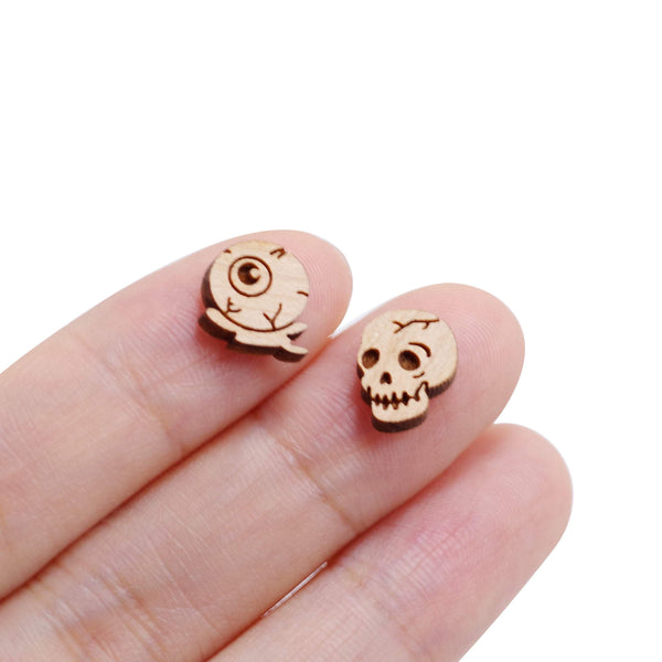 8 Pcs Wooden Skull Charm - Earring Supplies