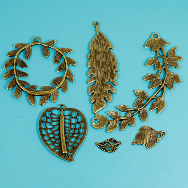 20 Pcs Bulk Wholesale Leaf Charms