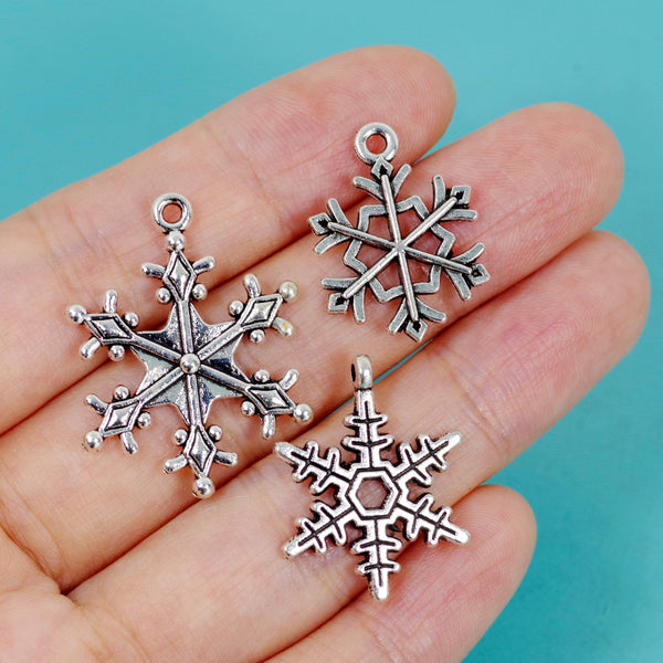 6 Pcs Bulk Wholesale Snowflake Charms